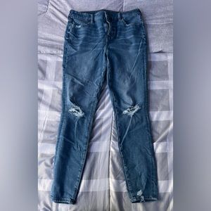 American Eagle dark wash ripped jeans
